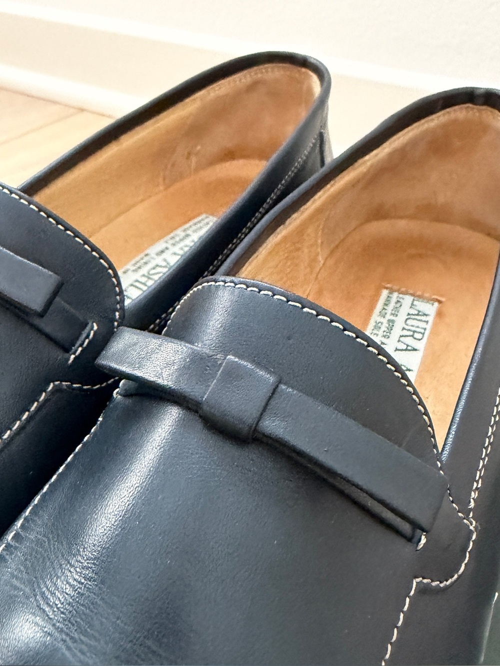 Laura Ashley Dark Navy Blue Loafers Heels Size 37 - Picture 5 of 12